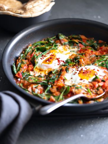 Shakshuka with Fresh Tomato & Spinach Recipe - Real Food Healthy Body